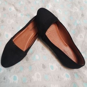 Marbella Trina Black Flats
